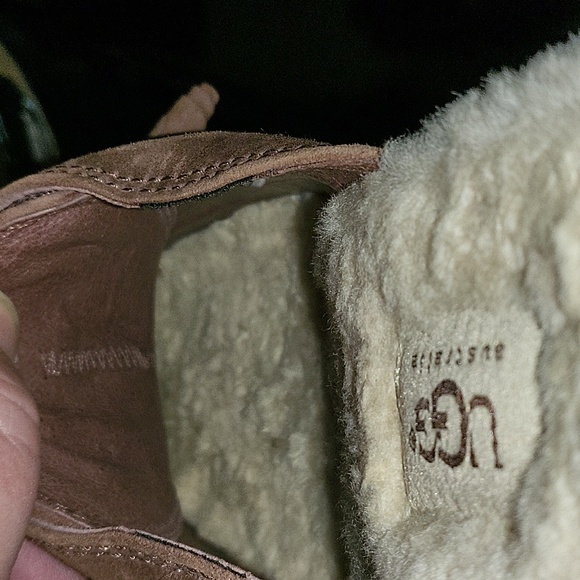 Ugg Molly Slip On Heeled Mule - Picture 9 of 10